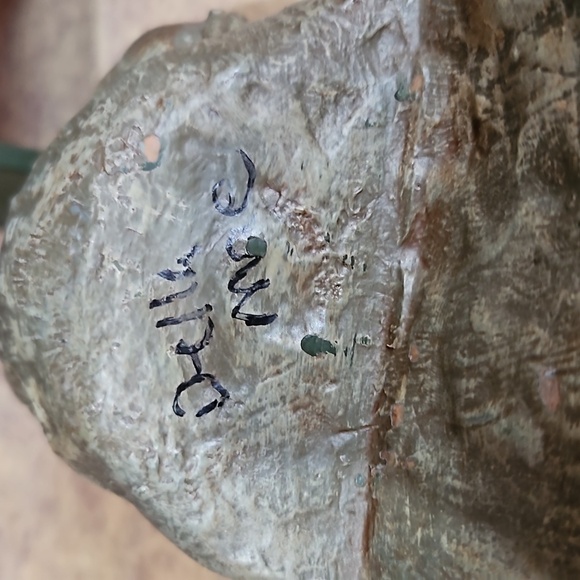 Sleepy Mama With Baby Plaster Casting - Picture 3 of 7